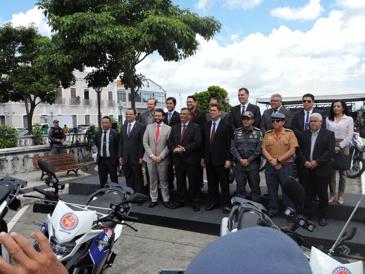 Deputado Ciro Neto prestigia cerimônia de entrega de motocicletas à PMMA