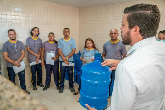 Assembleia promove treinamento para manuseio dos novos purificadores de água