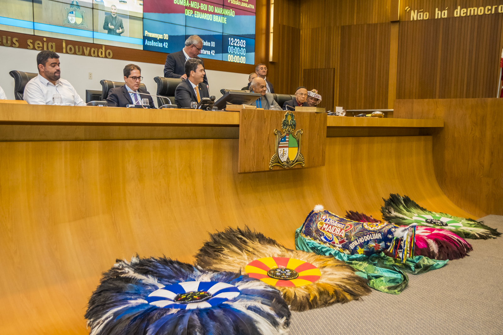 Assembleia realiza sessão solene em homenagem ao bumba meu boi do Maranhão