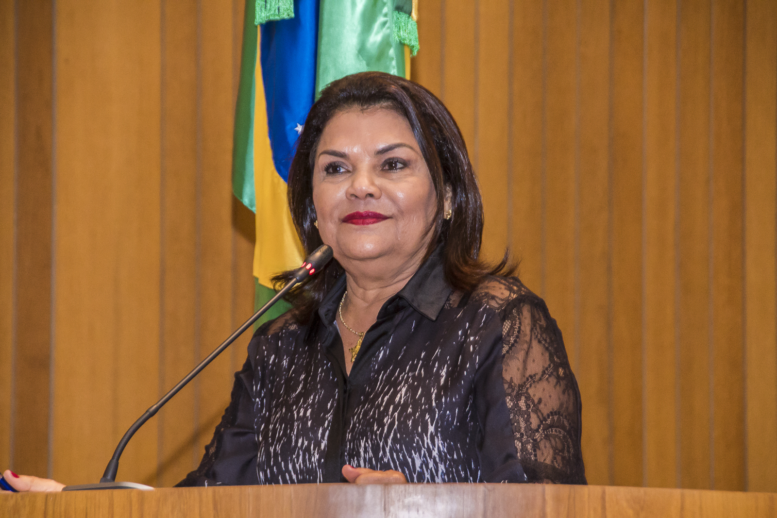 Graça Paz destaca atuação do senador Roberto Rocha