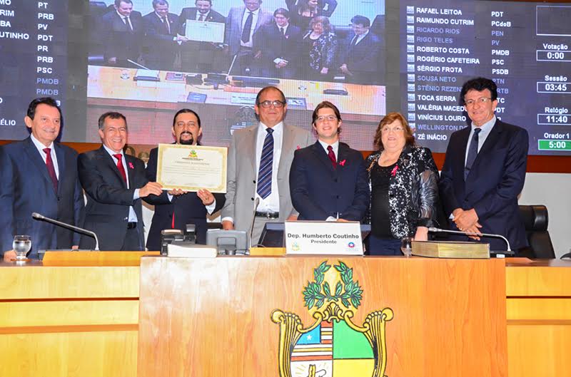 Assembleia Legislativa concede Título de Cidadão Maranhense ao diretor Carlos Alberto Ferreira