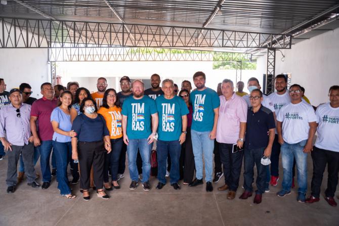 Em Timbiras, Othelino participa de inauguração de unidade básica de saúde no povoado Lagoa do Tufi