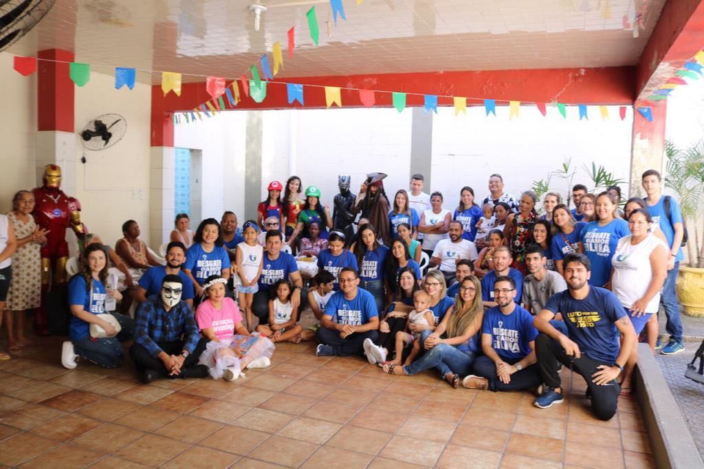 Duarte Jr. visita crianças em tratamento no Hospital Aldenora Bello