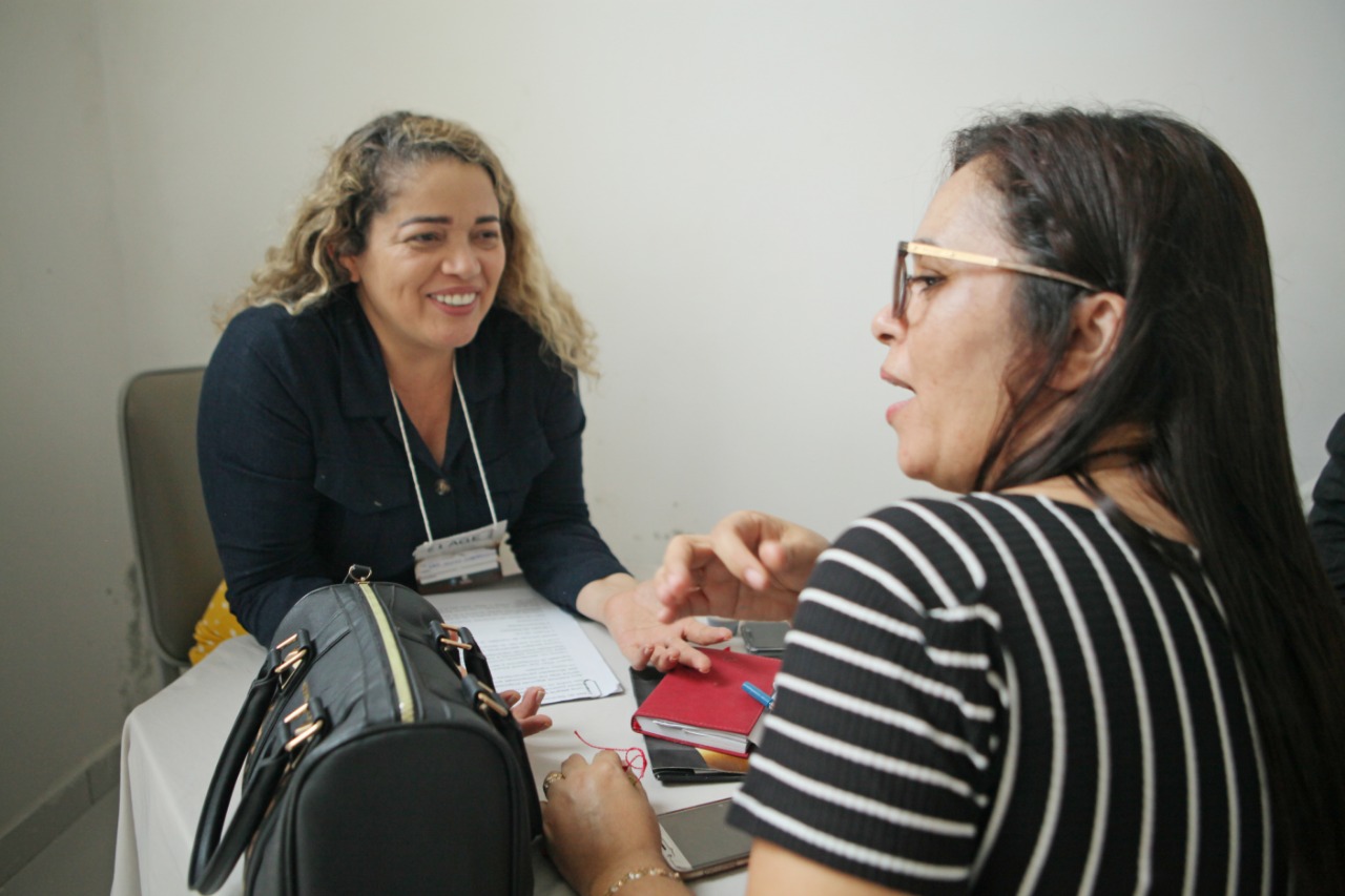 Deputada Mical Damasceno leva Gabinete Itinerante para TurilÃ¢ndia