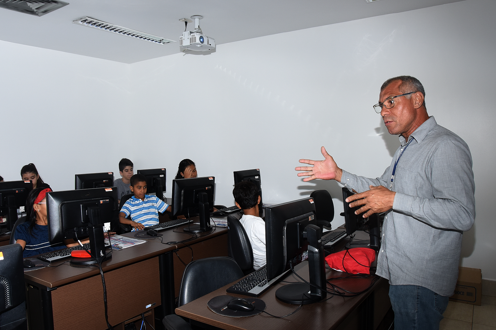 Escola do Legislativo realiza Curso de Informática Kids para filhos de servidores