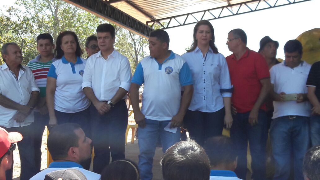 Valéria Macedo entrega 33 tanques de rede e insumos para a Associação de Aquicultores do Sul do Maranhão