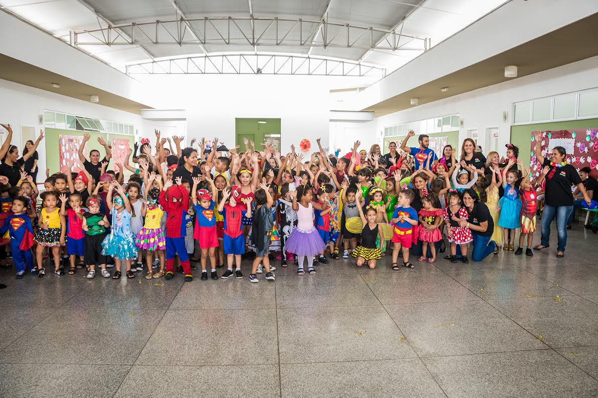 Creche-Escola Sementinha promove Bailinho de Carnaval