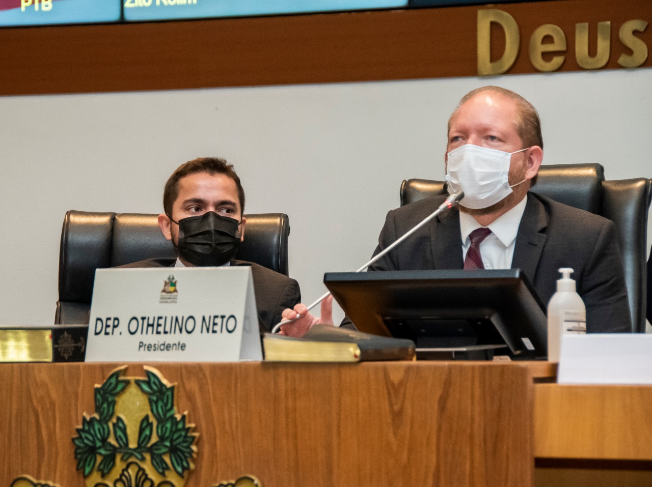 Otheliino agradeceu aos três deputados e disse estar honrado em tornar-se cidadão imperatrizense