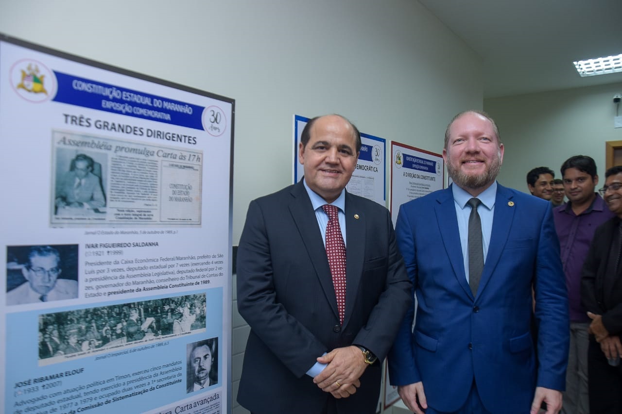 Presidente da Assembleia, Othelino Neto, com o procurador-geral de Justiça, Luiz Gonzaga Martins Coelho