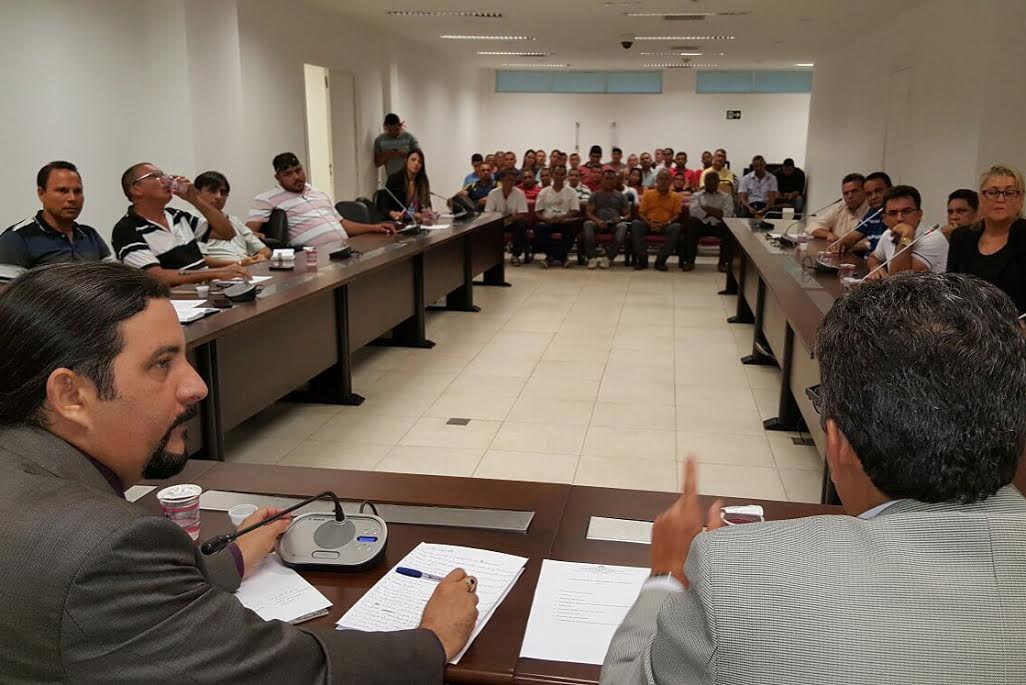 Avançam discussões para melhoria do Transporte Alternativo