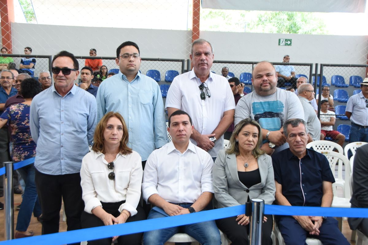 Em Caxias, diretores da Assembleia prestam homenagem ao presidente Humberto Coutinho