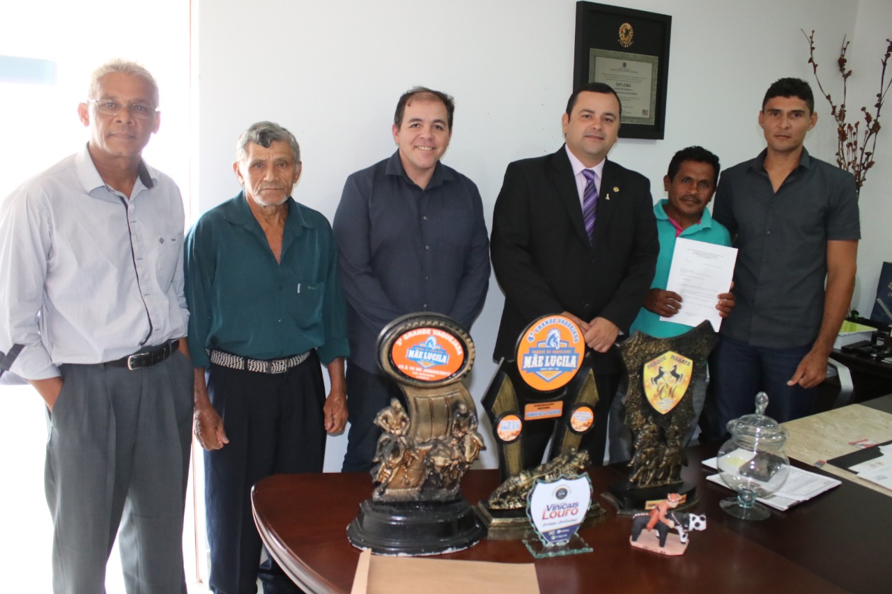 Vinicius Louro recebe demandas de líderes de associações do município de Arari