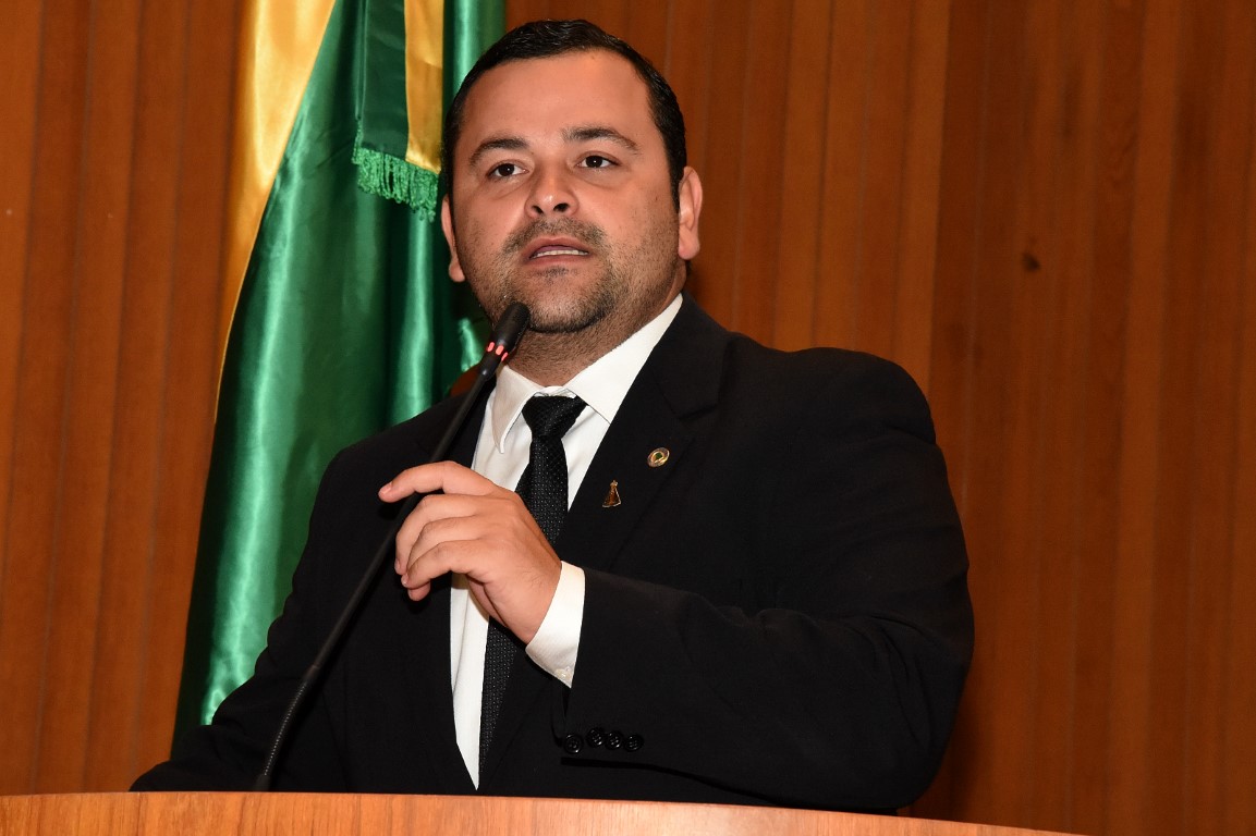 Vinicius Louro cobra ao DNIT melhorias em rodovias federais que cortam o Maranhão