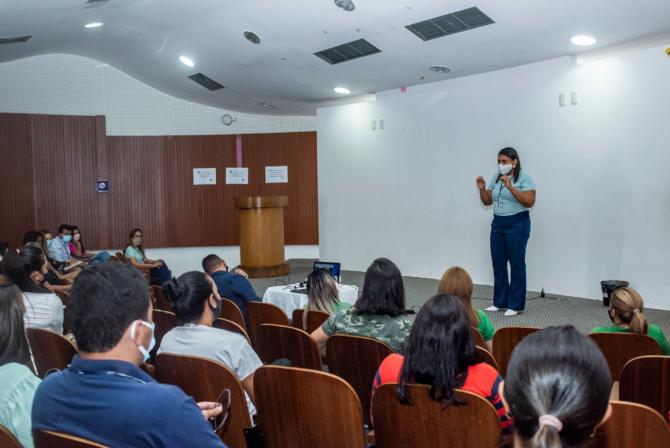 "Sementinha" discute início das aulas da pré-escola I e II em reunião com pais