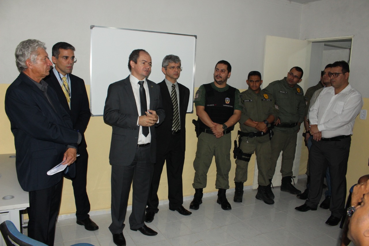 Rafael Leitoa participa de inauguração da Casa de Assistência ao Albergado em Timon