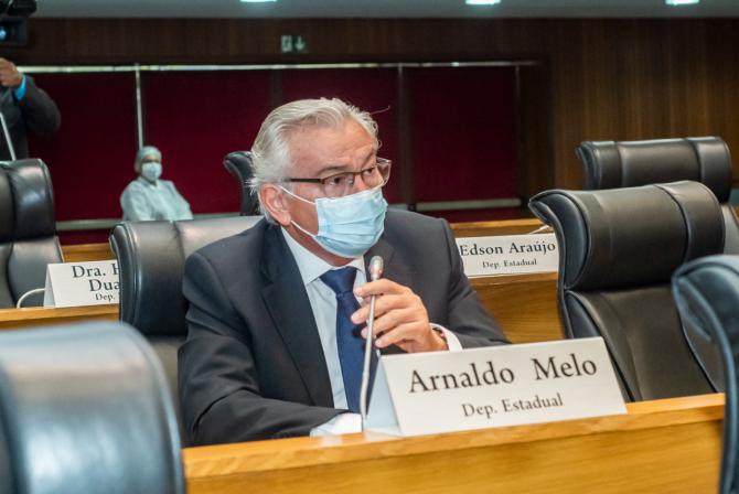 Arnaldo Melo comemora anúncio de obras que beneficiarão o Sertão Maranhense 