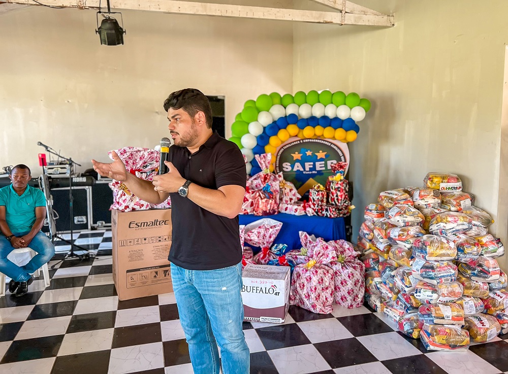 Deputado Guilherme Paz reafirmou que seu mandato está à disposição da categoria