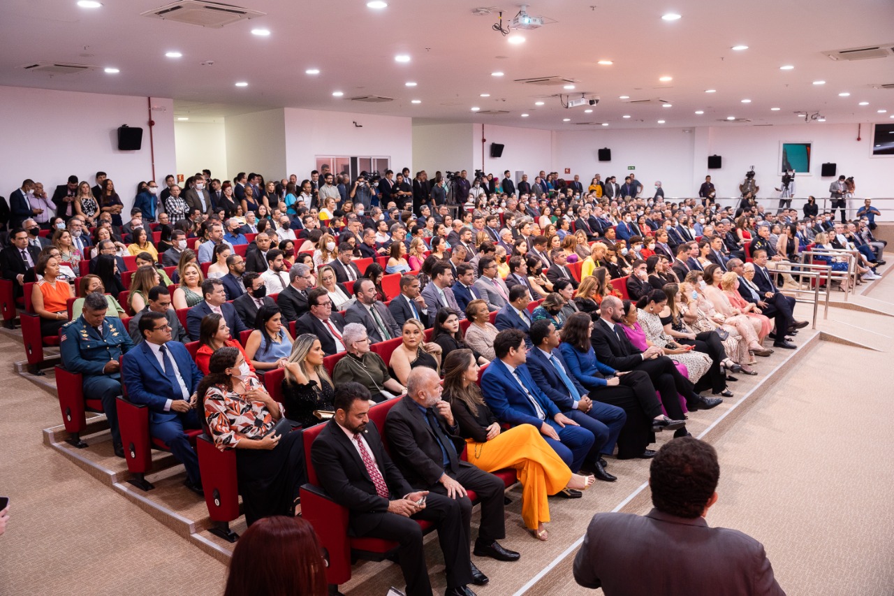 Evento foi prestigiado por representantes do Ministério Público, servidores e autoridades do Poder Judiciário e Tribunal de Contas do Estado