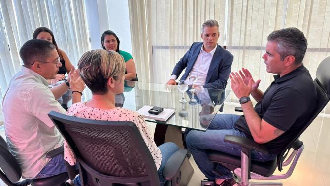 Neto Evangelista solicita à MOB ações de segurança para ciclistas 