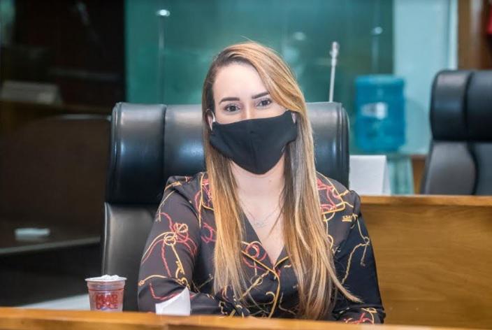 Thaiza Hortegal solicita implantação de hemonúcleo em Chapadinha