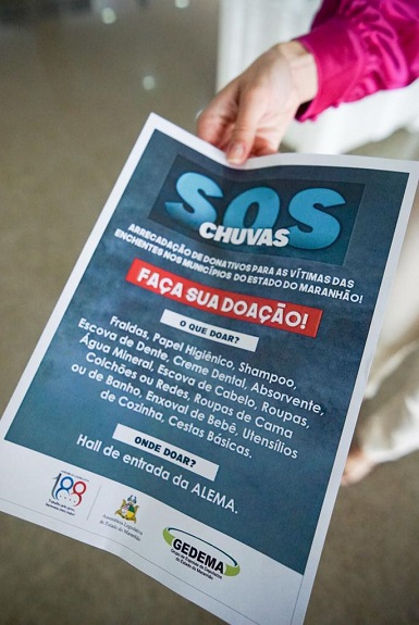 Panfleto com informações da campanha “SOS Chuvas”, realizada pelo Gedema