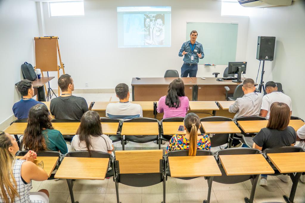 Thiago Andrade, palestrante e consultor do CIEE, ressaltou importância da celebração à data