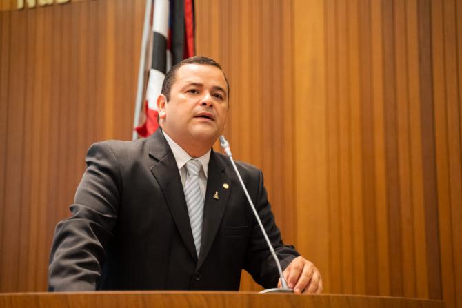 Vinicius Louro agradece votos para deputado estadual 