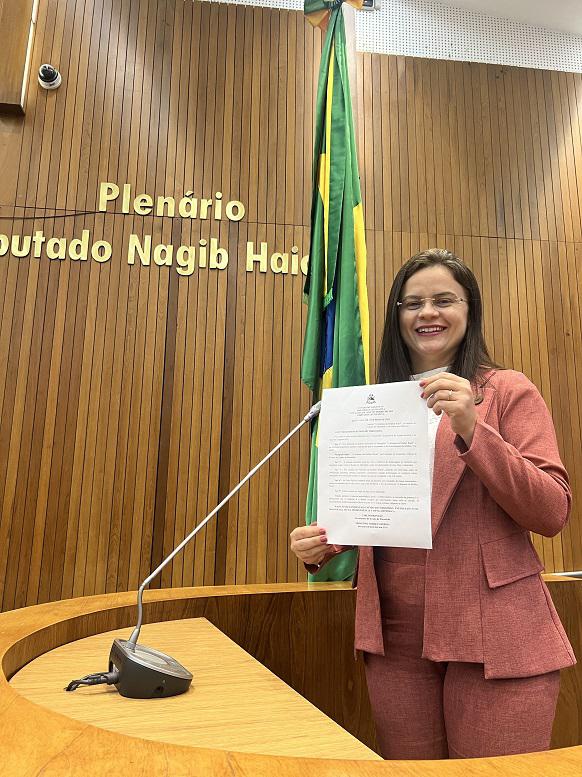 Entra em vigor nova lei da deputada Fabiana Vilar que homenageia as mulheres do campo