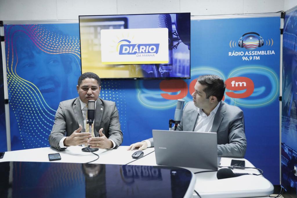 ‘Diário da Manhã’ - Zé Inácio aborda atuação no Parlamento e elogia federalização de rodovia