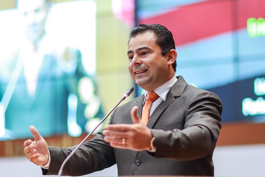 Deputado Éric Costa Propõe mobilização da Bancada Federal para Prorrogar Pagamentos de Empréstimos Rurais Diante de Perdas no setor
