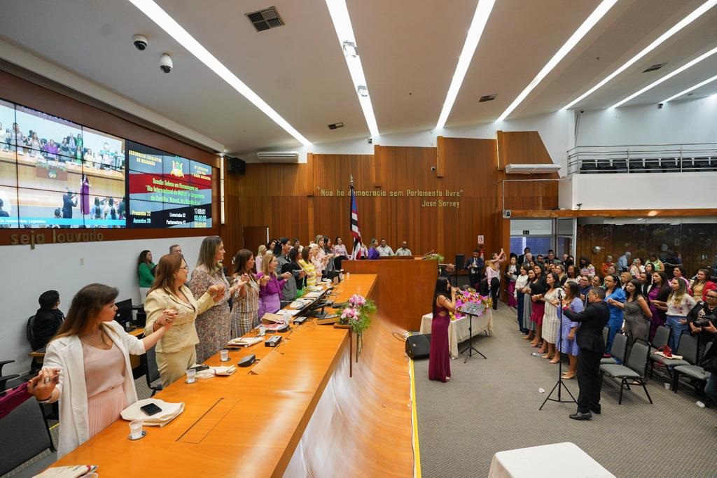 O evento promoveu um momento de reflexão e reconhecimento às lutas das mulheres por espaço e reconhecimento 