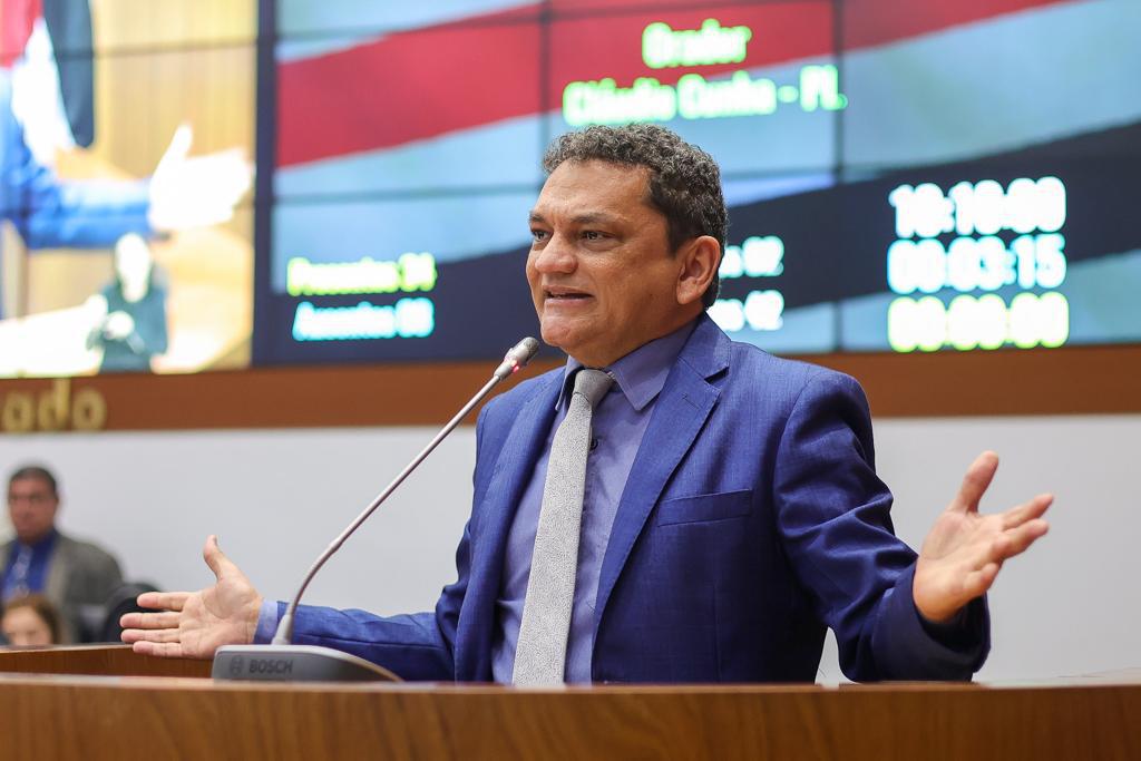 Cláudio Cunha questiona critérios do IBGE para inclusão de municípios na situação de extrema pobreza