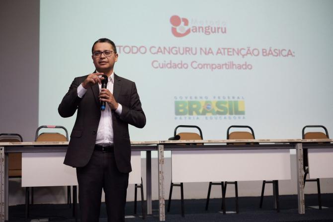 Carlos Lula defende ‘Método Canguru’ para redução da mortalidade infantil