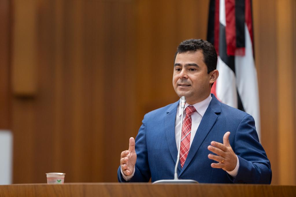 Eric Costa cobra continuidade de concurso público pela Prefeitura de Barra do Corda e diz que acionará MPMA