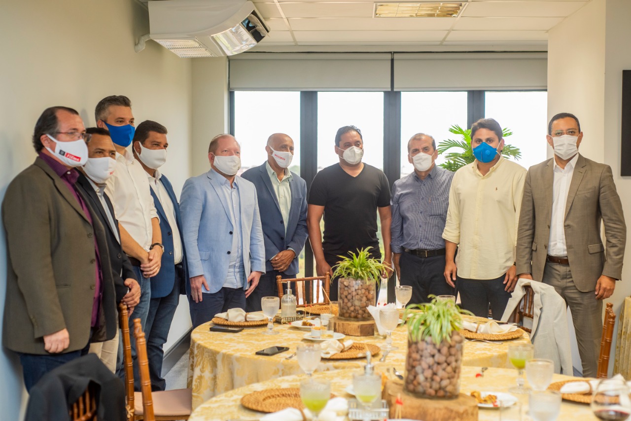 Além de Edilson Baldez e de Othelino Neto, participaram da reunião Weverton Rocha, Juscelino Filho, Neto Evangelista e Fábio Nahuz, além de outros dirigentes da Fiema