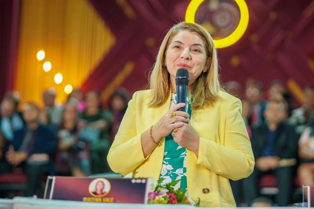 Presidente da Assembleia afirmou que se sentia honrada de participar de um evento organizado e que reúne pessoas que desempenham a importante missão de evangelizar 