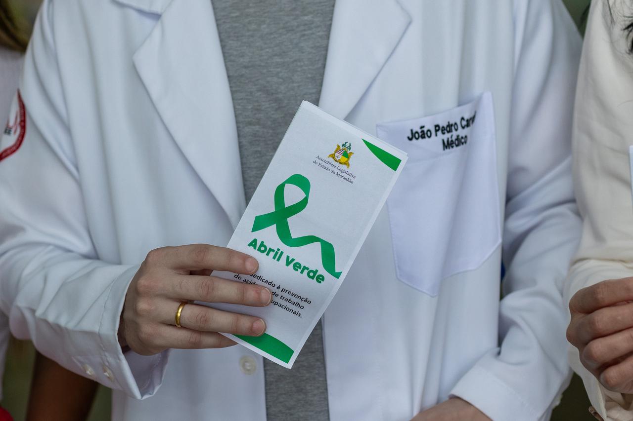 Material da campanha “Abril Verde” reúne algumas dicas sobre como evitar acidentes no trabalho