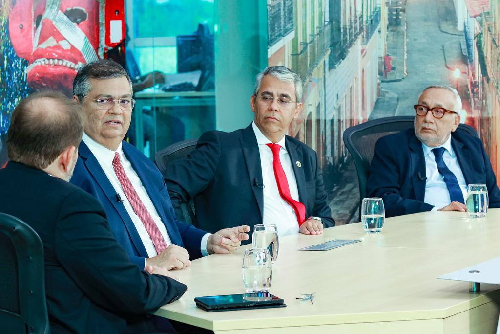 ‘Contraplano’ - Flávio Dino, Paulo Velten e Gastão Vieira abordam 35 anos da Constituição Federal