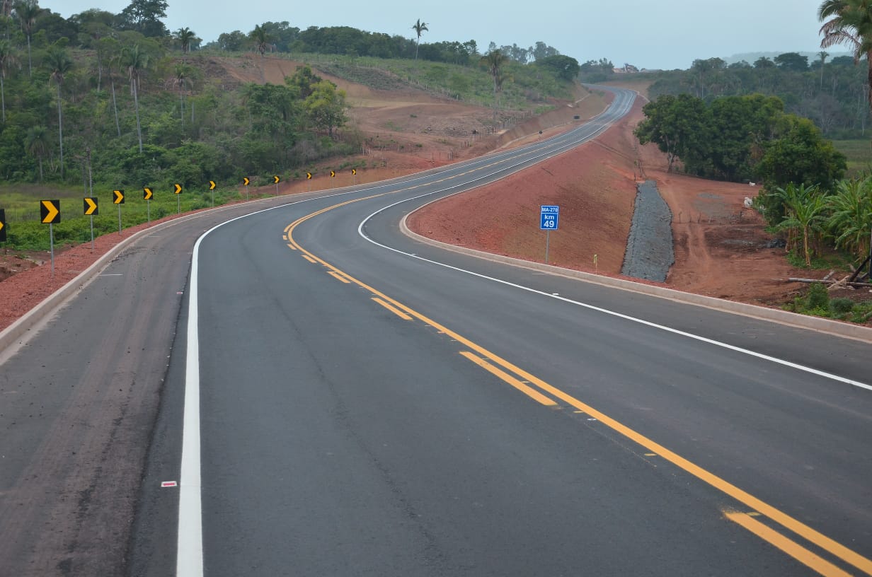 Rodovia BR-230, no Pará, recebe obras de pavimentação - Estradas