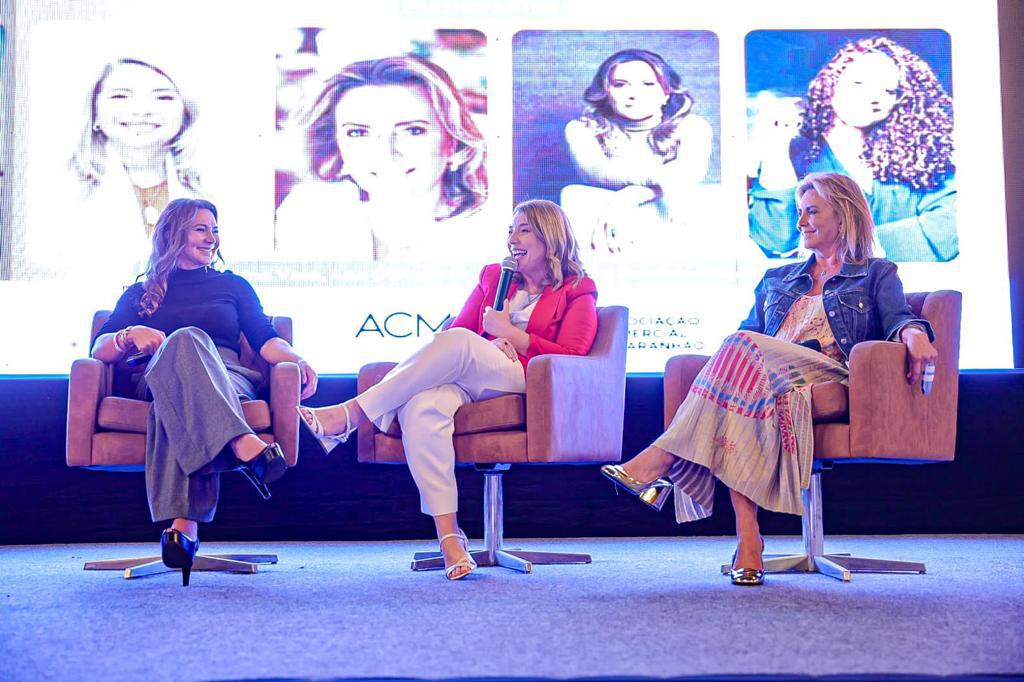 Iracema Vale e Luzenice Macedo representam o Poder Legislativo no Fórum da Mulher Empresária