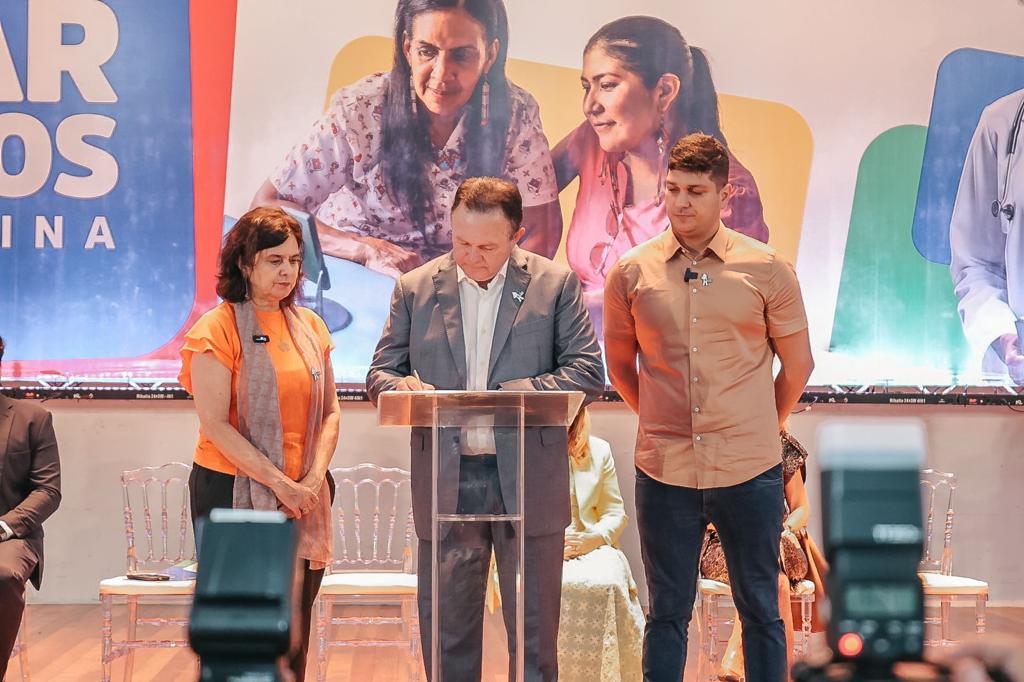 Governador Carlos Brandão assina ato de lançamento do projeto Telemedicina no Maranhão