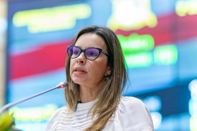 Deputada Dra. Vivianne destaca leis sancionadas em benefício das mulheres maranhenses