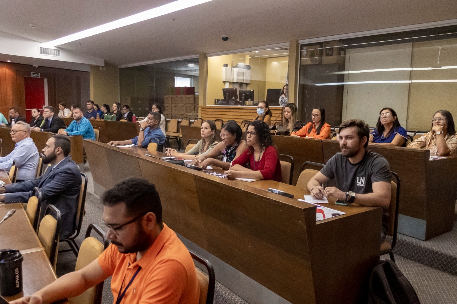 Servidores da Alema participam do curso voltado especificamente a gestores de contratos, visando à capacitação na área  