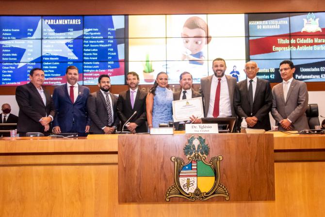 Assembleia entrega Título de Cidadão Maranhense ao empresário Antônio Barbosa