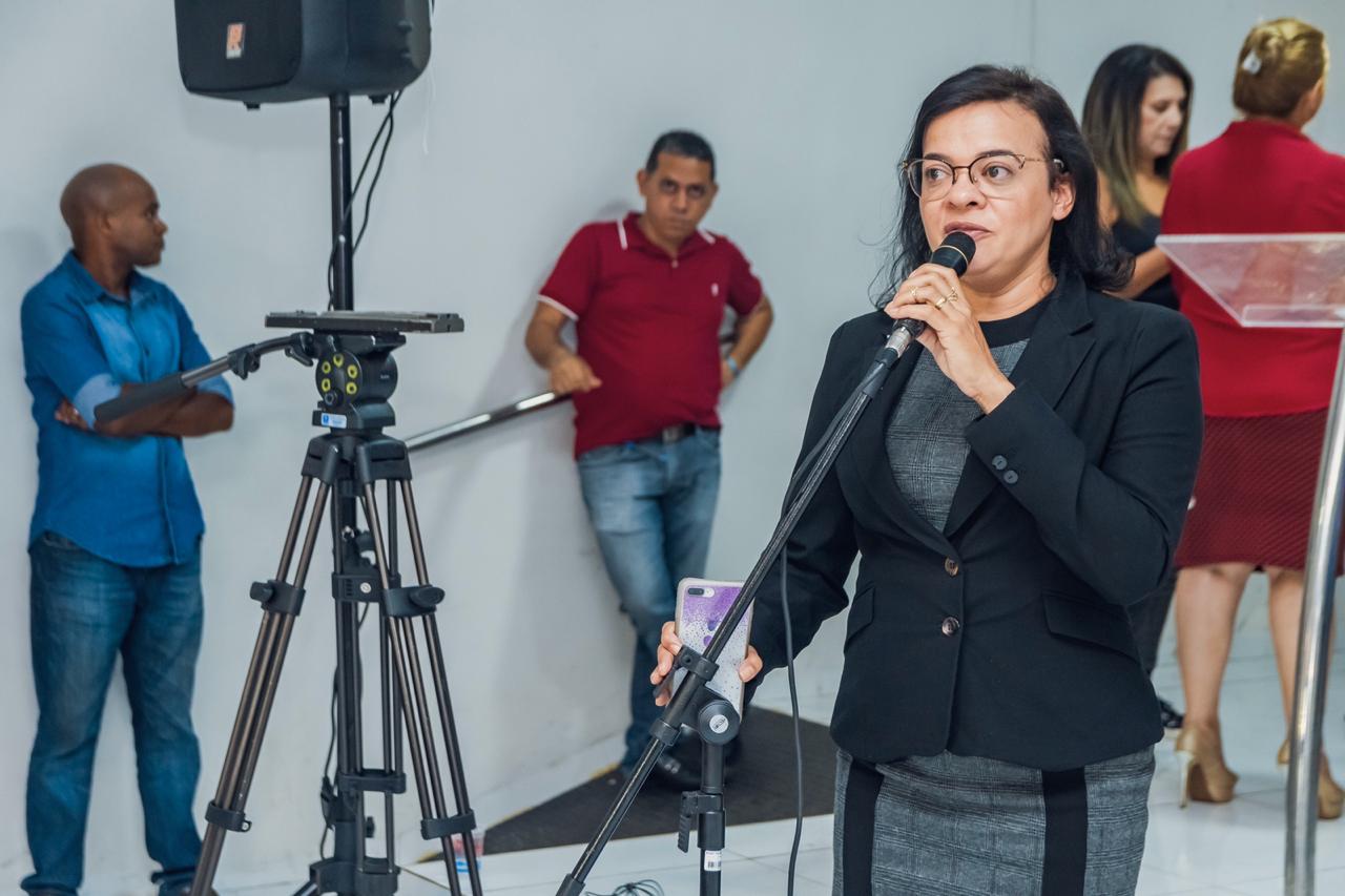  Vereadora Regilda Santos, de Bacabal, representando a União de Vereadores e Câmaras do Maranhão, enalteceu o evento