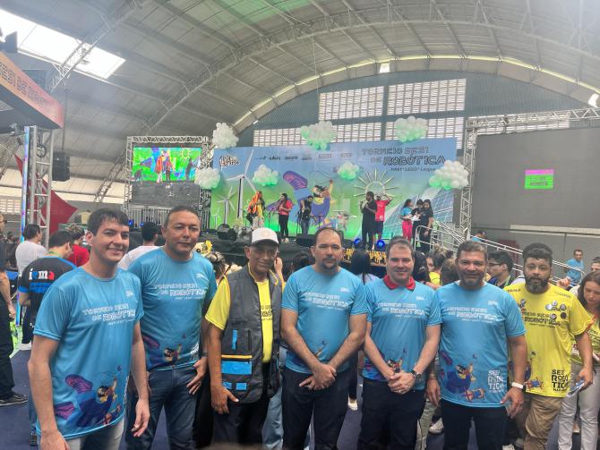 Fernando Braide acompanha torneio de robótica do SESI
