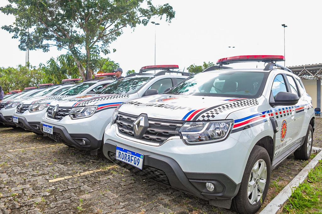 Foram entregues 61 novos veículos pelo Governo do Estado para garantir um policiamento mais efetivo nos municípios