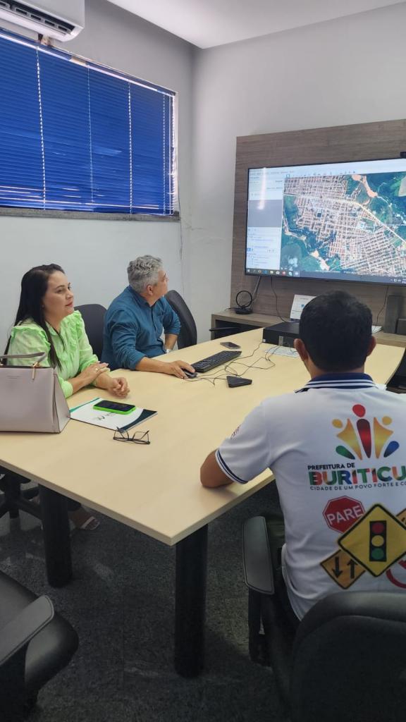 Edna Silva busca melhorias para trecho urbano da BR-222 em Buriticupu