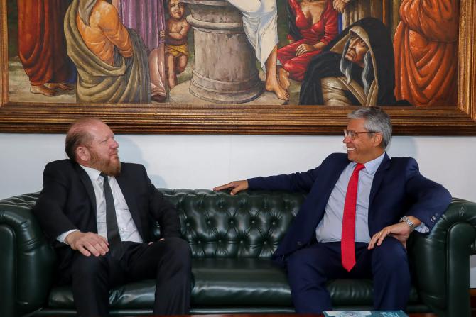 Othelino visita novo presidente do TJMA e reitera a boa relação entre os Poderes