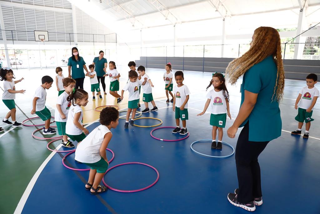 Estudantes se divertiram e aprenderam em programação do Dia Nacional da Educação Infantil	